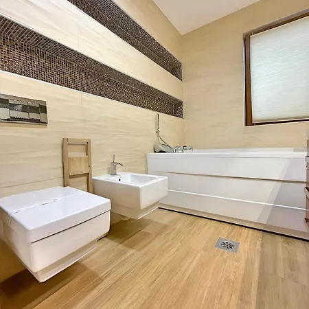 Mujen Lux Tutic - Free & Wellness Apartament *