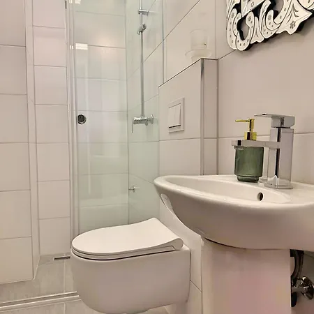 Mujen Lux Tutic - Free & Wellness * Κοπαόνικ