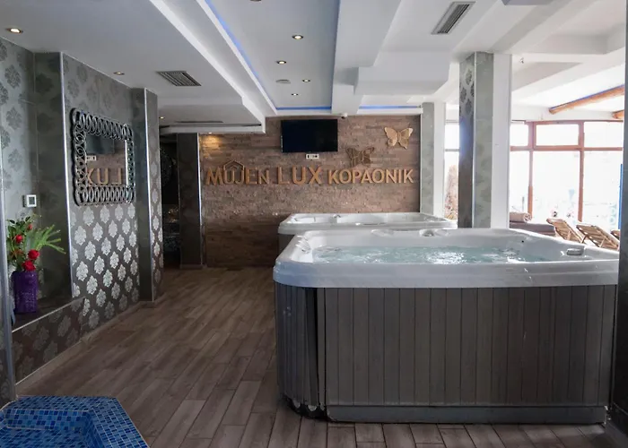 Mujen Lux Tutic - Free & Wellness 公寓 *